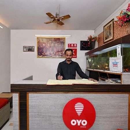 Oyo 3519 Hotel Garden Inn Varanasi Bagian luar foto