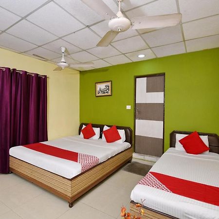 Oyo 3519 Hotel Garden Inn Varanasi Bagian luar foto