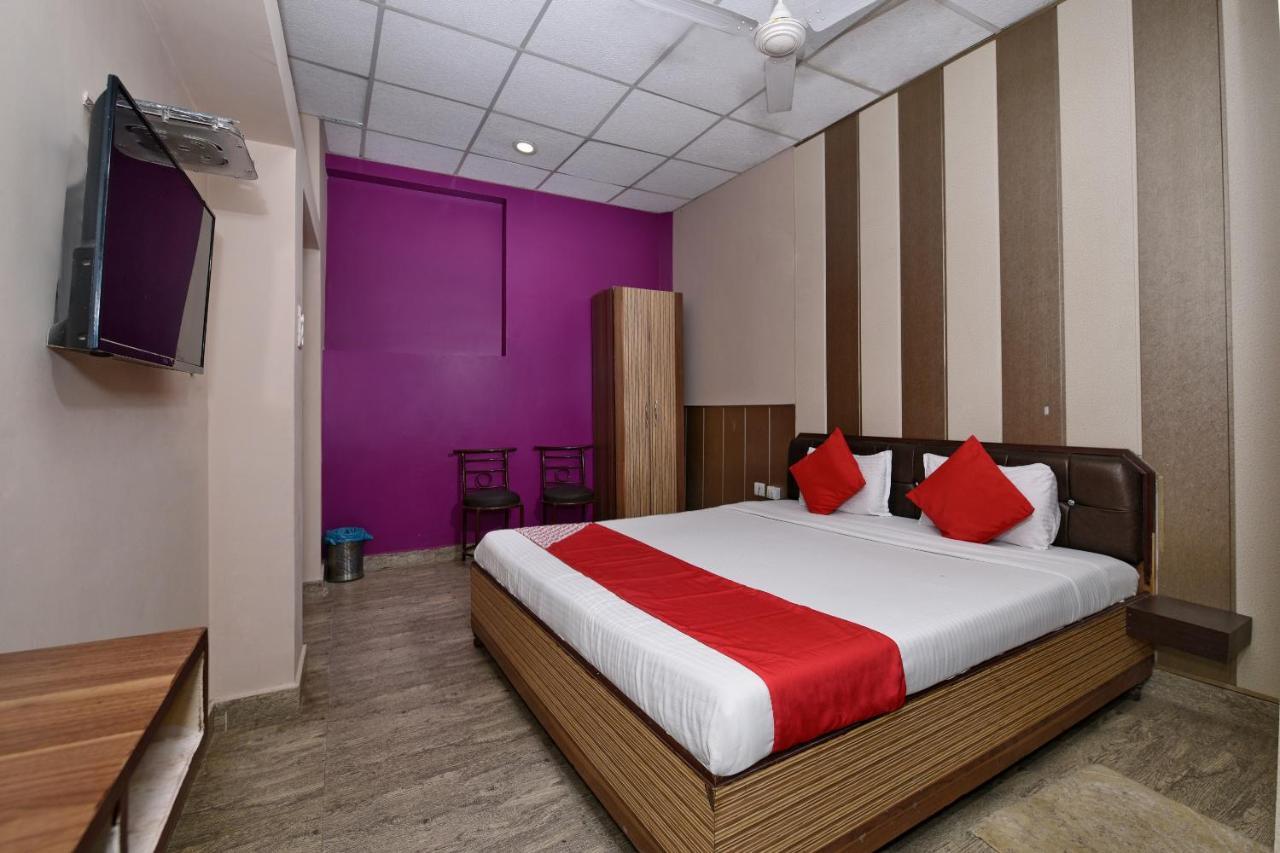 Oyo 3519 Hotel Garden Inn Varanasi Bagian luar foto