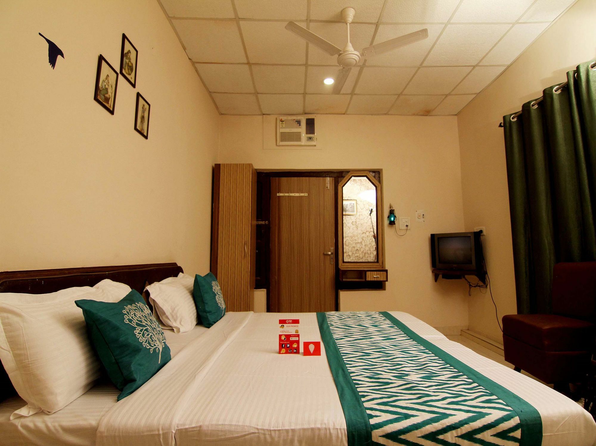 Oyo 3519 Hotel Garden Inn Varanasi Bagian luar foto