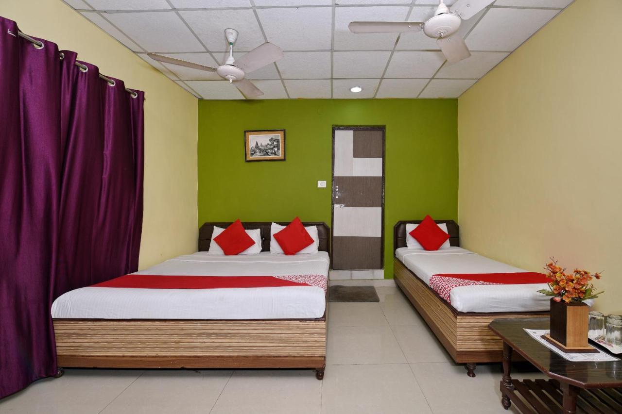 Oyo 3519 Hotel Garden Inn Varanasi Bagian luar foto